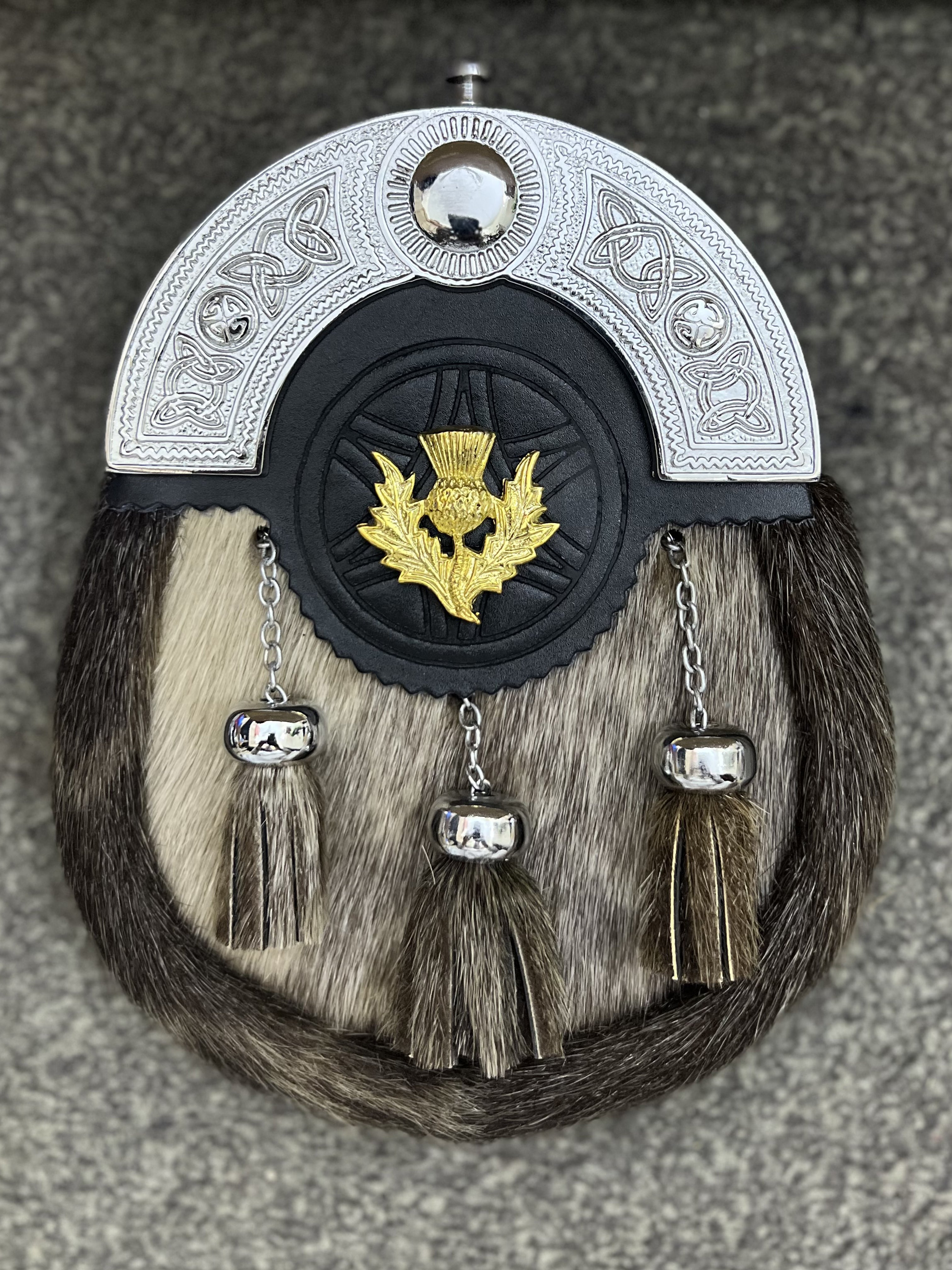 Celtic Cantle with Thistle Golden